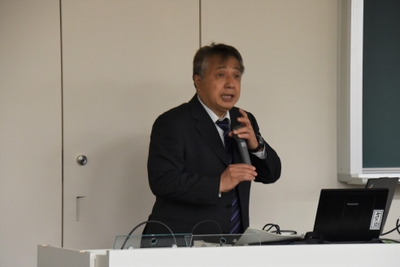 福井教授