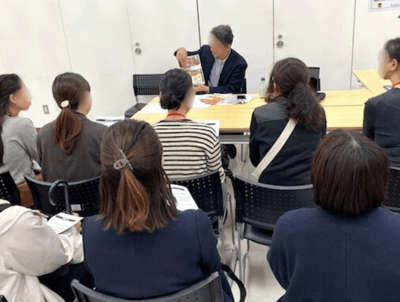 各企業ブースの説明会光景