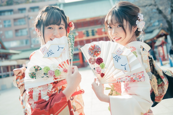 「成人祝 扇子プロップス」をご用意