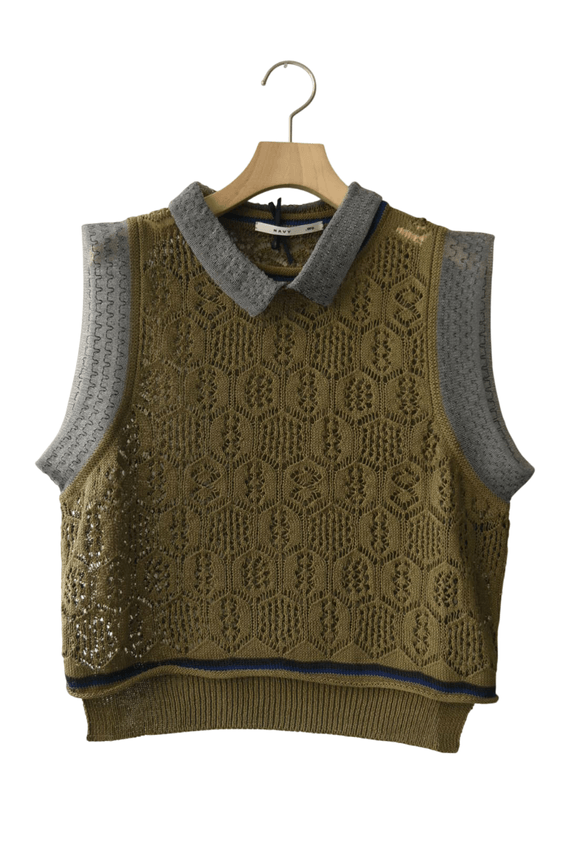 Knit vest color:khaki