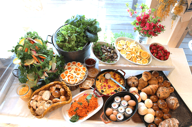 モーニングビュッフェ 1