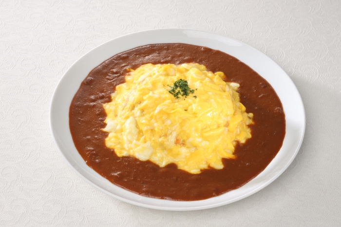 ・久美子の華麗なるおむらいす　　1,500円　※今回はカレーソースにリニューアル！