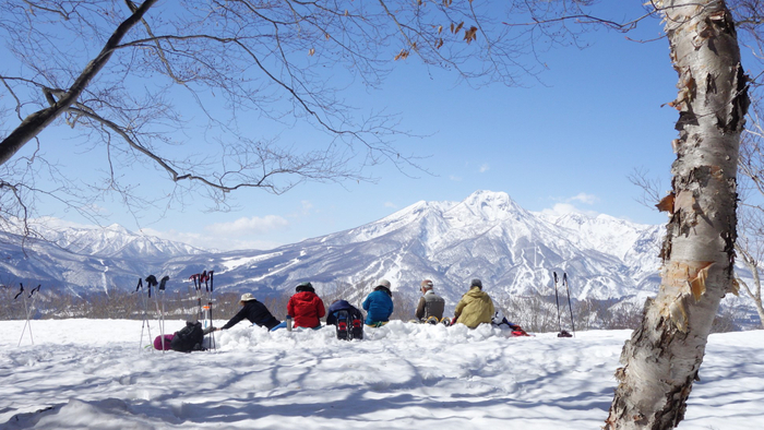 スキーだけでなくトレッキングなど、様々なスノーアクティビティの体験ができます