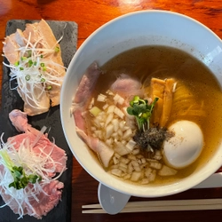 【週末こだわりラーメン】「だし工房 絹と小麦」が稲田堤に移転オープン！