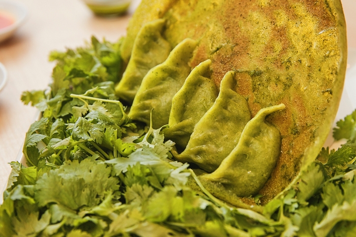 パクチーアイアン餃子 より