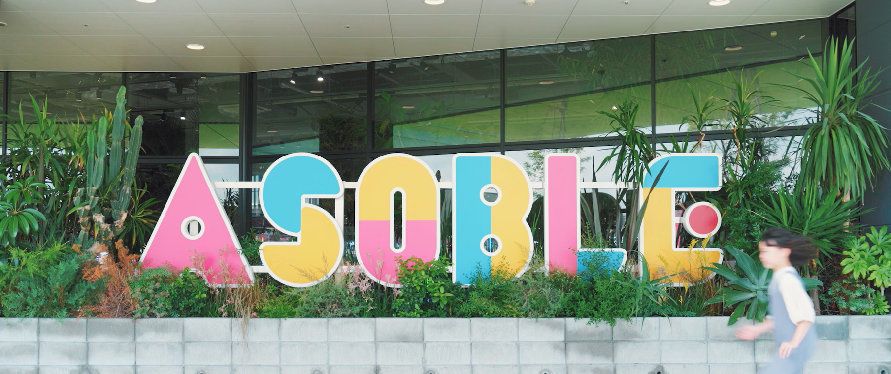 ASOBLE ジ アウトレット 北九州店で親子向けイベント「シュワっとあそぼう！三ツ矢の日フェス」を開催