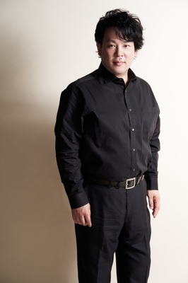 望月哲也(テノール)(C)FUKAYA Yoshinobu/auraY2