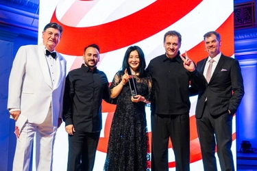 Yiayia and Friends KOREA、 Red Dot Design Awardで「Best of the Best」を含む多数受賞