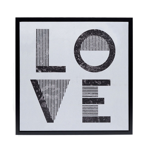 「アートパネル LOVE」価格：1,980円／サイズ：W60×D2.5×H60cm