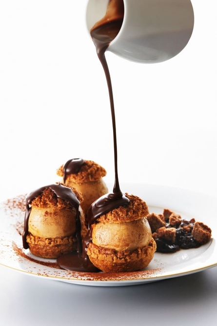 プロフィットロール・オペラ