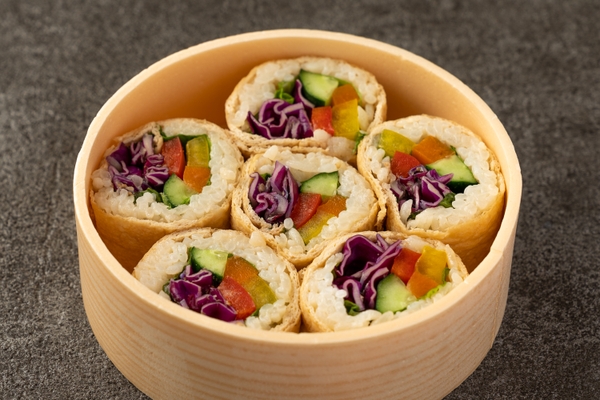 福寿家の伊奈利ロール 1セット6個入 980円(税込)