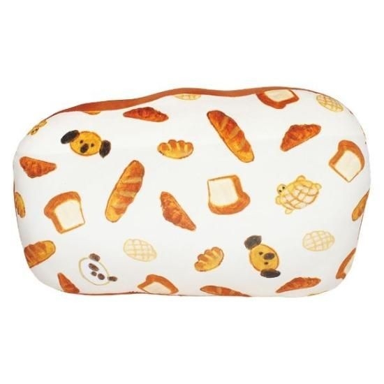 パンどろぼうのユニークなもちもちクッション