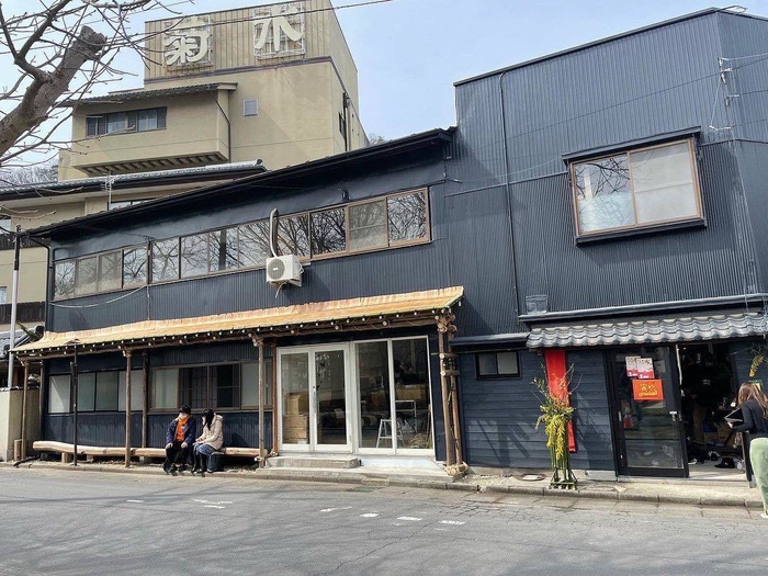 おせっかいハウス「昭和の寅や」