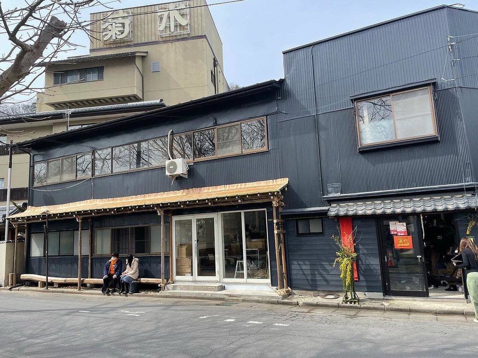おせっかいハウス「昭和の寅や」