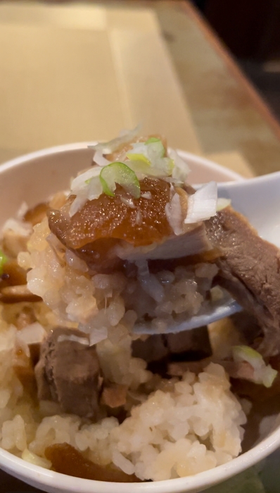 セットメニューの角煮丼