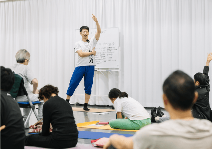 【がんばらない筋トレ】創始者 鈴木亮司