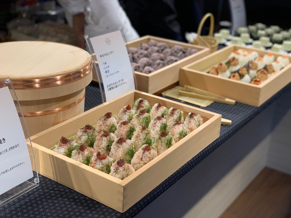 お好みのおにぎりをお選びいただけます