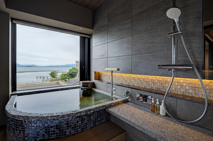 エレガントスイート露天風呂