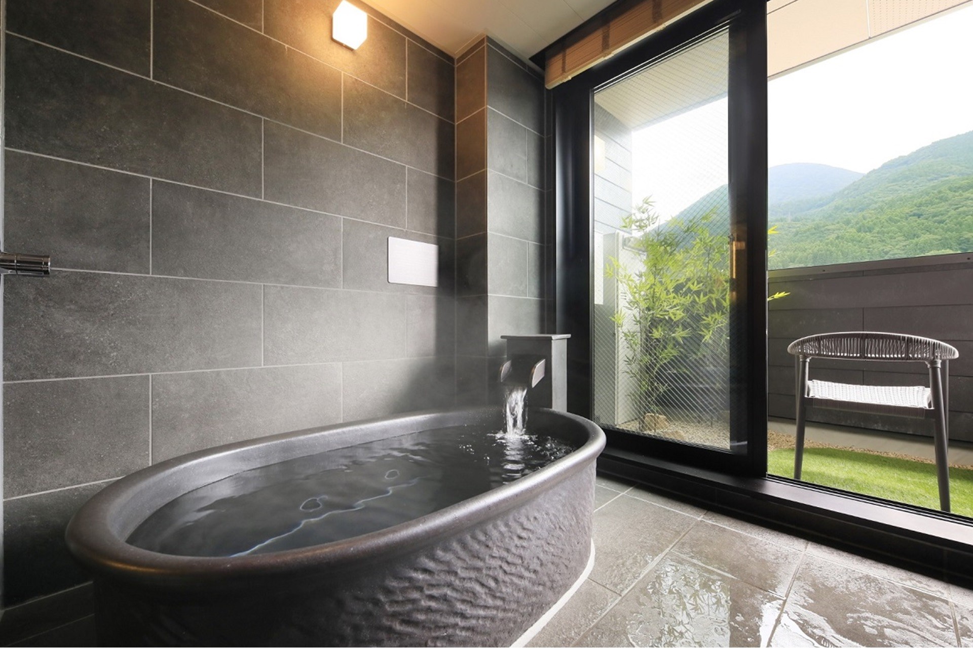 【島根の魅力満載】津和野の温泉宿がリニューアル3周年記念プラン販売 名勝・青野山やノドグロを堪能|2026年4月1日~7月17日