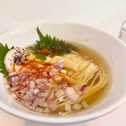 鎌倉【人気の間借りラーメン】「鎌倉だし工房 絹と小麦」が実店舗をオープン