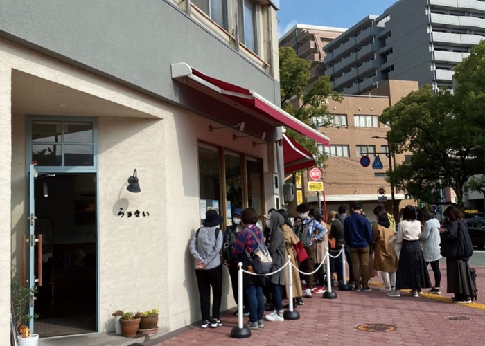 行列ができる人気店「パスタとピザの店 らるきい」　