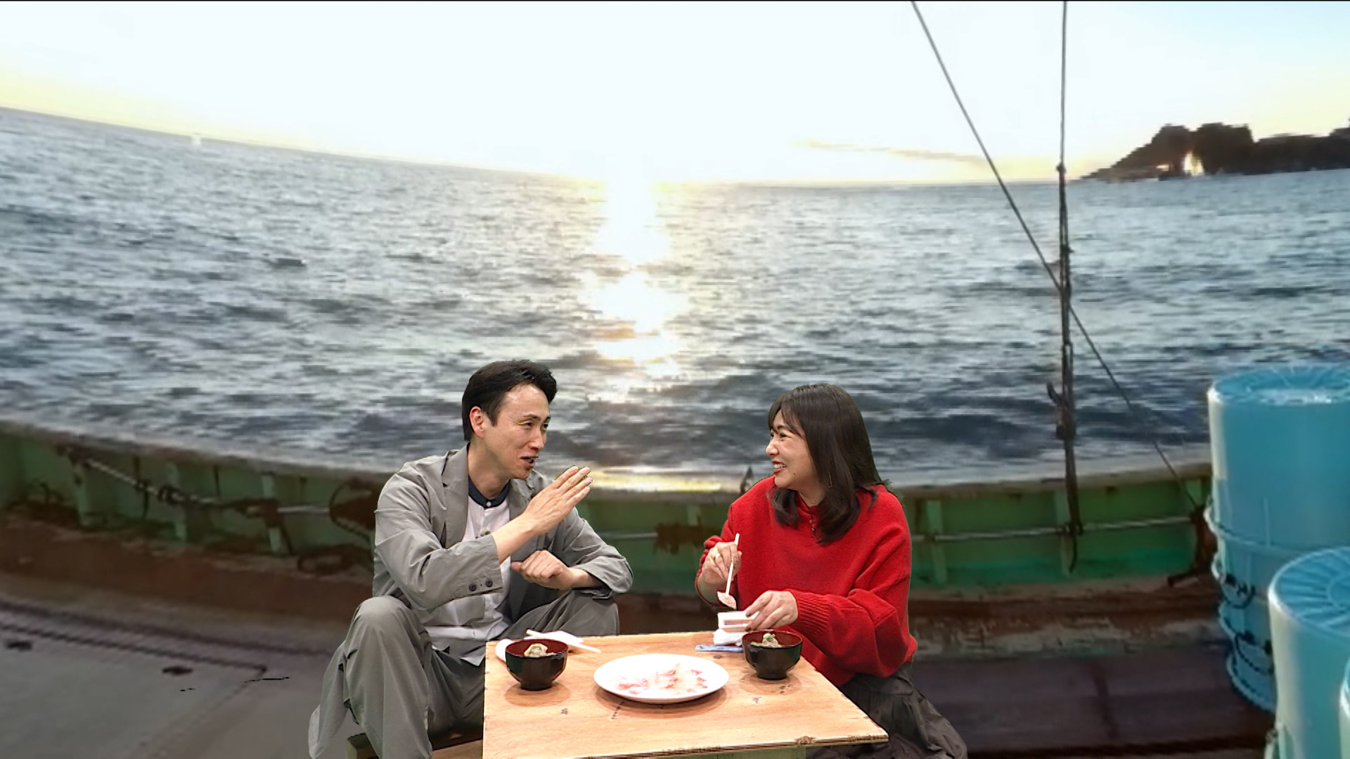 左から)児嶋一哉、野呂佳代