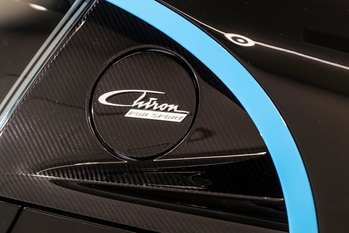 BUGATTI Chiron Pur Sport 9