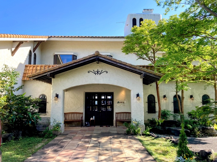 やすらぎの里・本館の外観