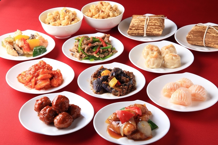 〈桃谷樓〉ぜいたくアラカルト・チャーハン・点心セット