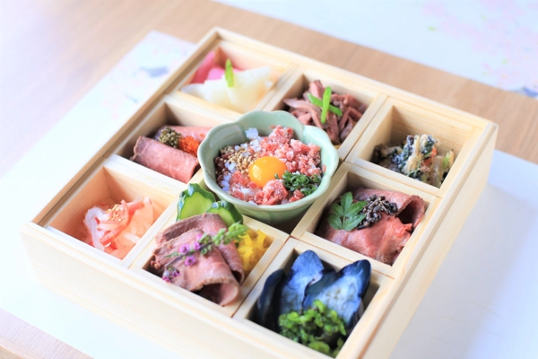 京都に新名物グルメが誕生！国産黒毛和牛と 京都ならではの素材を“ちらし寿司”で味わい尽くす 「おにくのちらし」第一号店が 3月28日　京都・二寧坂にグランドオープン！