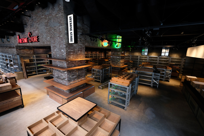 「AWESOME STORE & CAFE IKEBUKURO」店舗イメージ