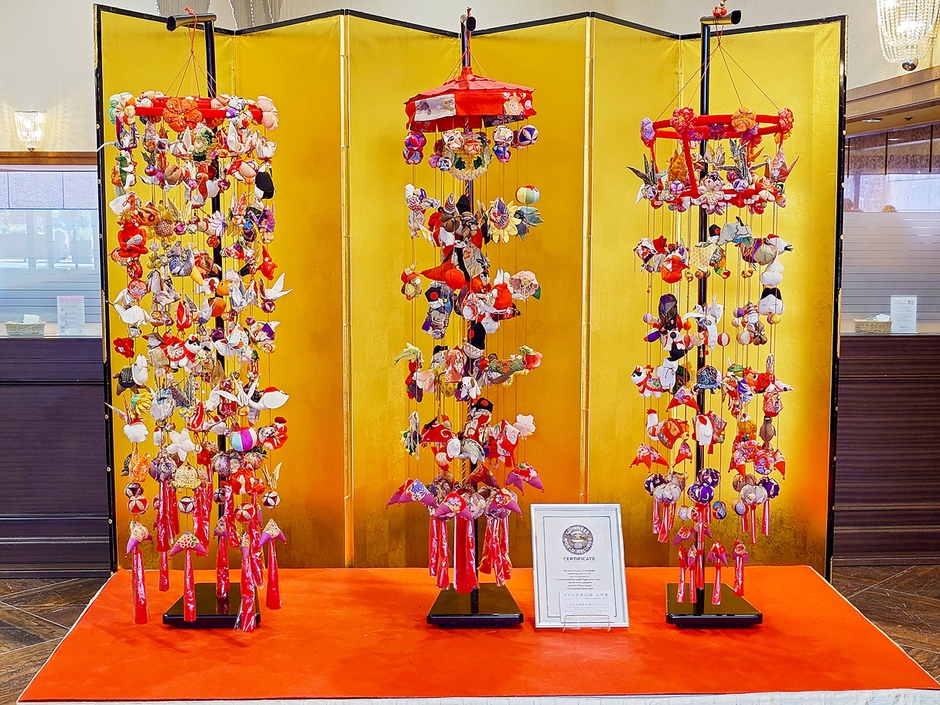 つるし雛 雪国越後三大つるし雛のミニチュア3基