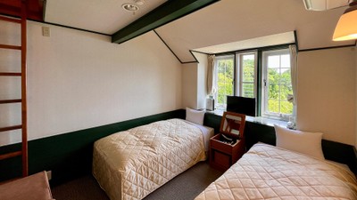 海を見渡す客室