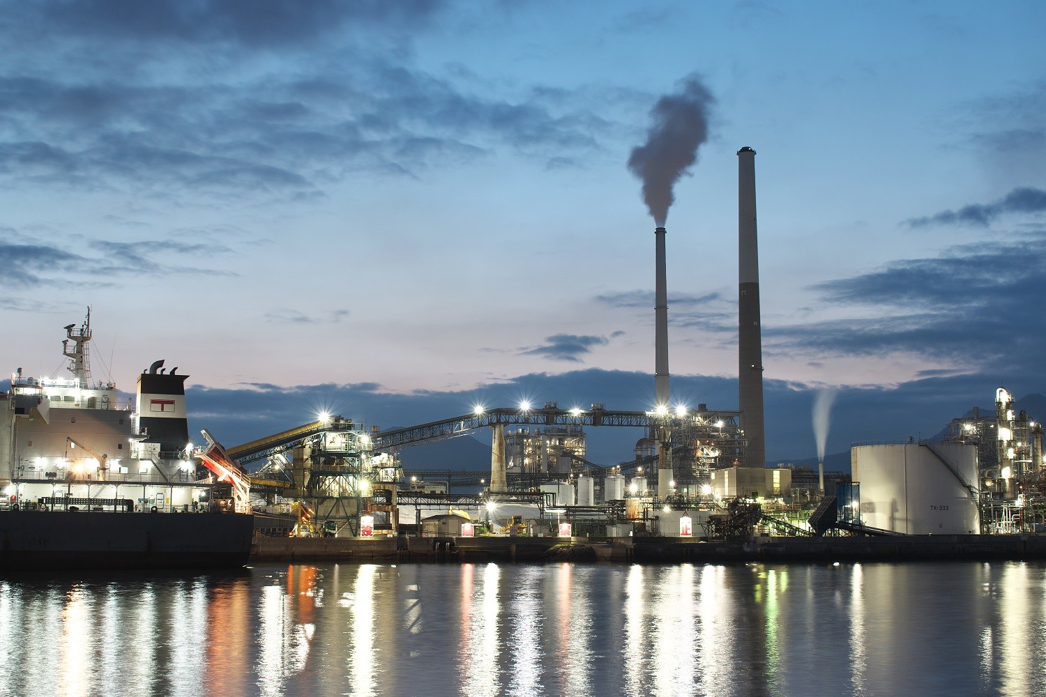 �ڻ���������ԡ�2��23���Ϲ�����ʤ���