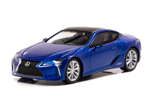 Lexus LC500h “Special Edition” 2018 Structural Blue