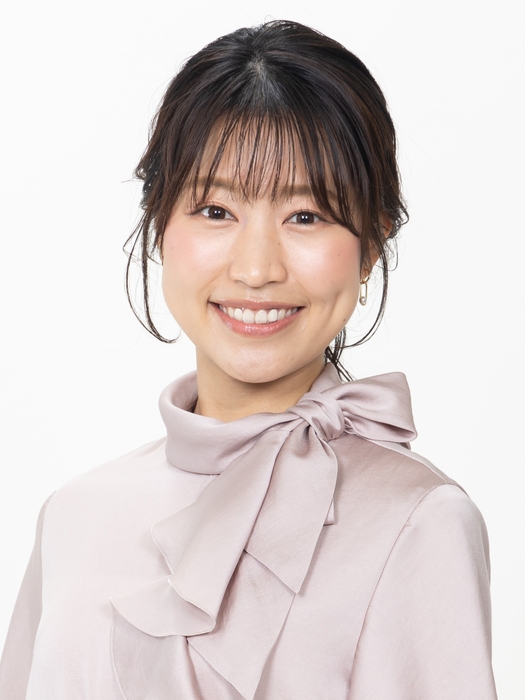 MC 山﨑菜緒(HOMEアナウンサー)