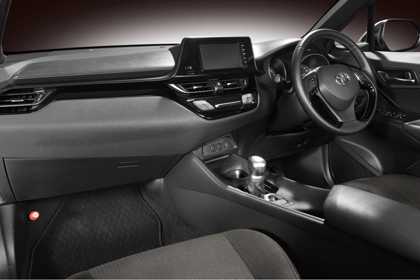 装着イメージ（NZ571 カーメイト）