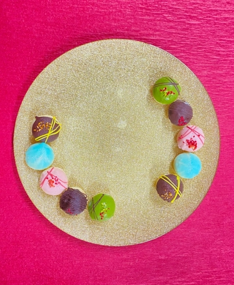 宝石シュークリーム「ジュエリーポニョ」を 10/25よりオンラインショップで販売開始