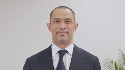 室伏 広治氏