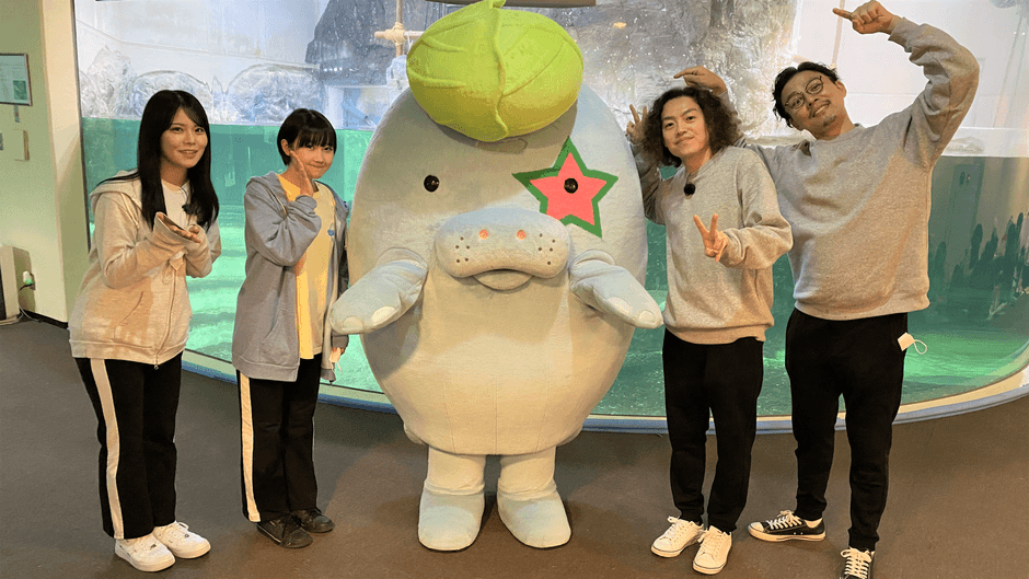 左から:STU48矢野帆夏・甲斐心愛、マナやん、ガクテンソク