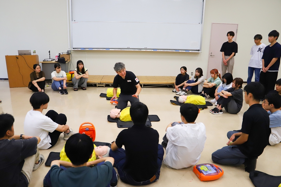 9月2日に実施した「防災・復興学入門B」実技講習の様子