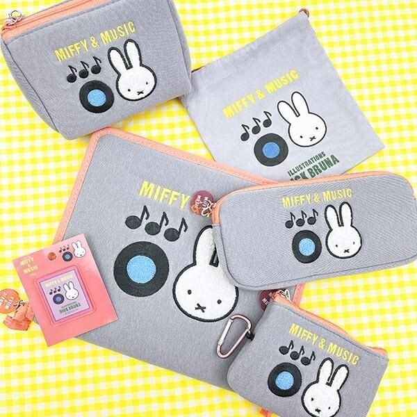 ミッフィーMUSICシリーズのポーチ