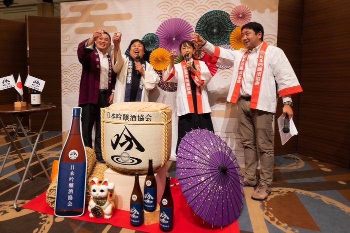 蔵元たちと乾杯!