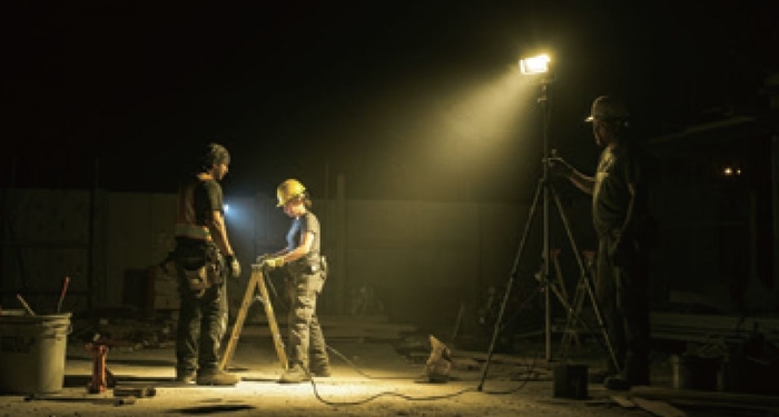 蓄電丸 利用シーン(作業現場)