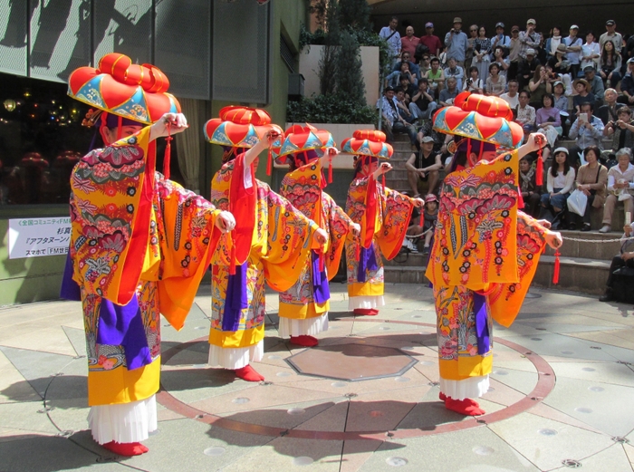 Okinawa art performance2