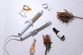SNSやメディアで話題沸騰中！“新しいカタチ”の KINUJO Hair Dryer