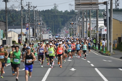 初心者ランナーも完走を目指せる制限時間7時間!