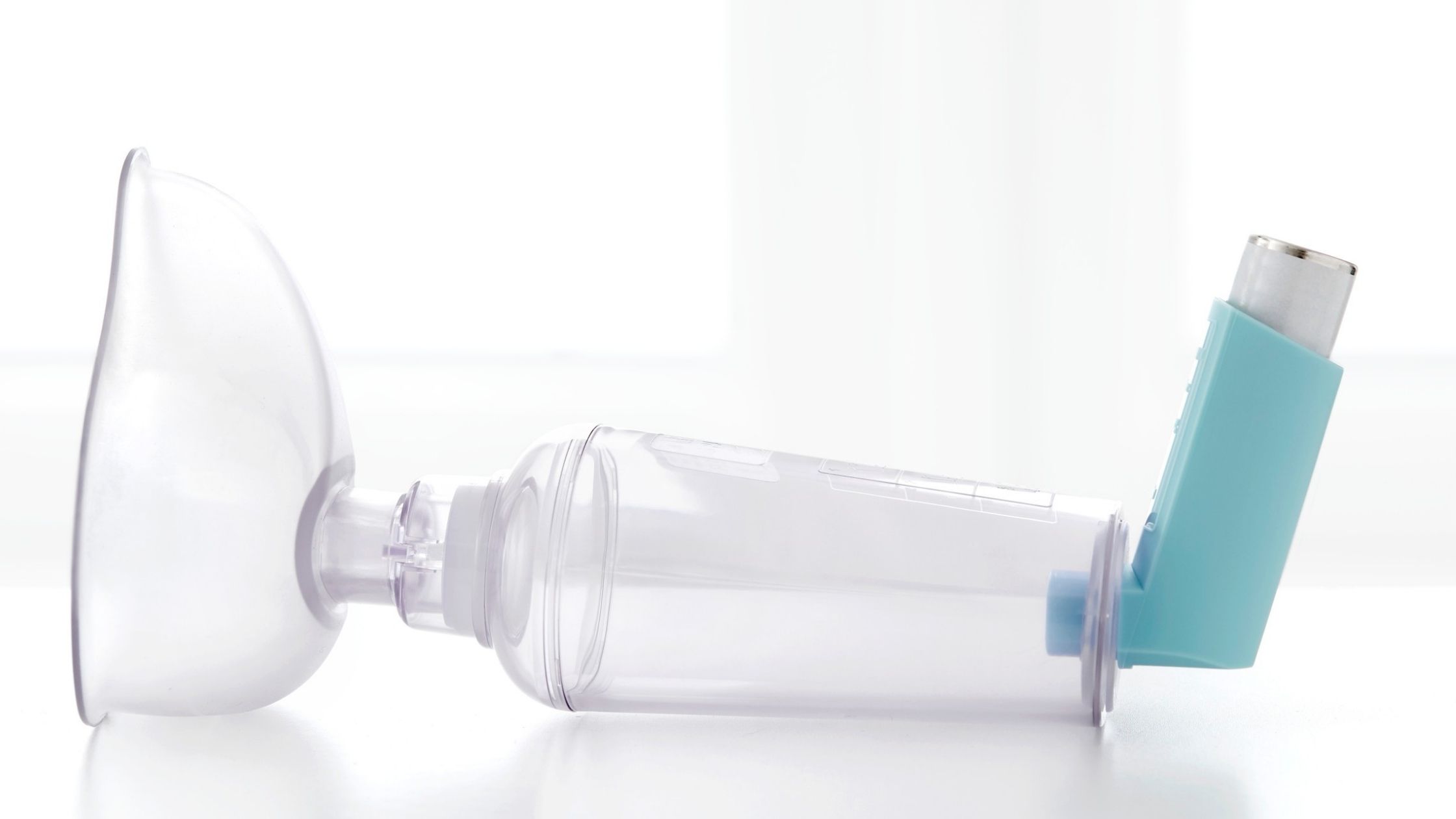 2027年には呼吸器の市場規模は380億ドルに達すると予測されています。