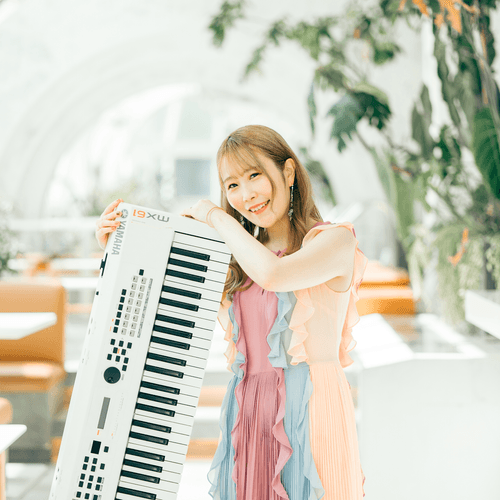 竹内彩華(piano)