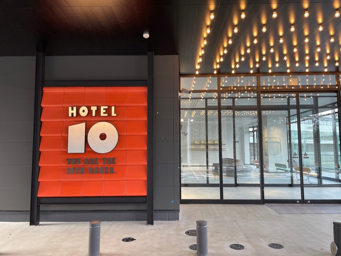 ホテルエントランス